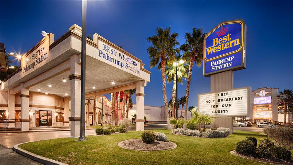 Best Western Pahrump Oasis Hotel Exterior photo